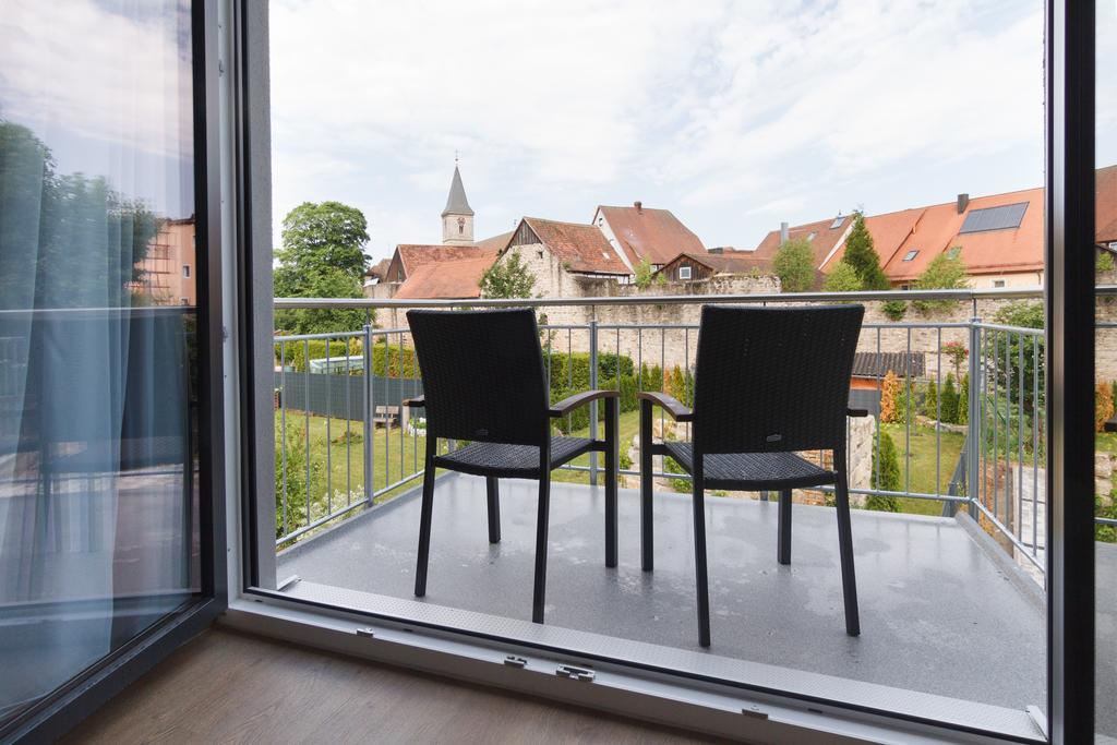 Hotel-Gasthof Neue Post Leutershausen  Exteriér fotografie