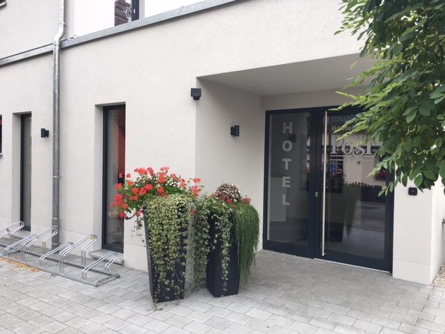 Hotel-Gasthof Neue Post Leutershausen  Exteriér fotografie